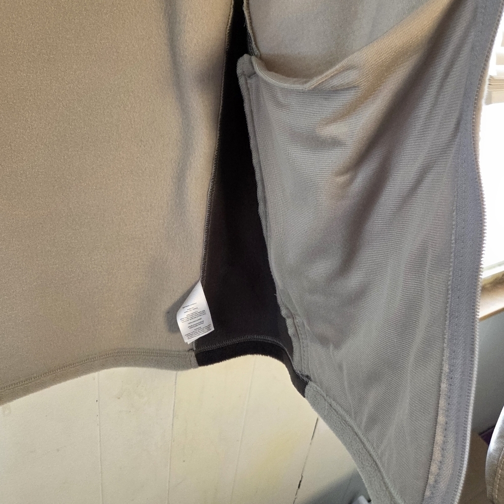 Columbia Steens Mountain Fleece Tan Black Zip Vest Size Large Tall - Picture 13 of 15